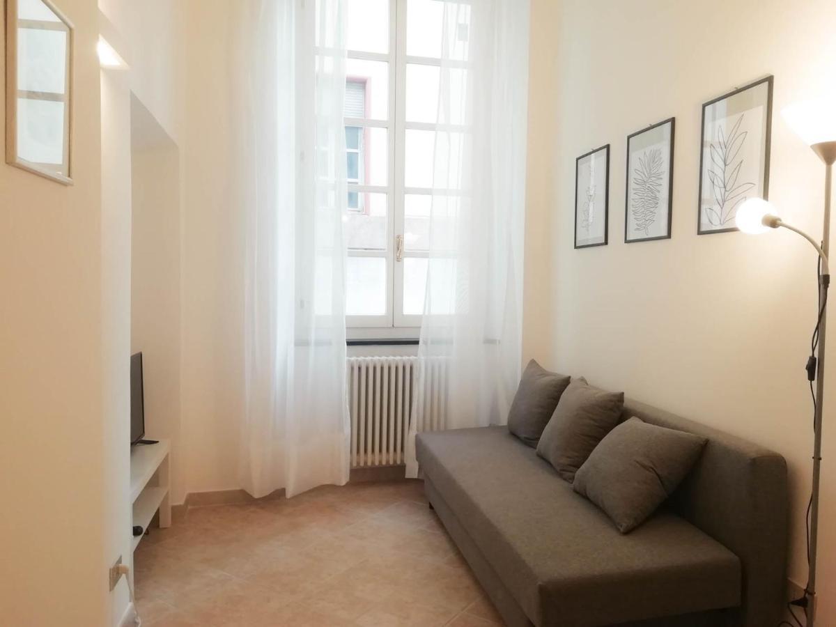 Mistrangelohome 5 - Appartamento In Pieno Centro Savona Dış mekan fotoğraf