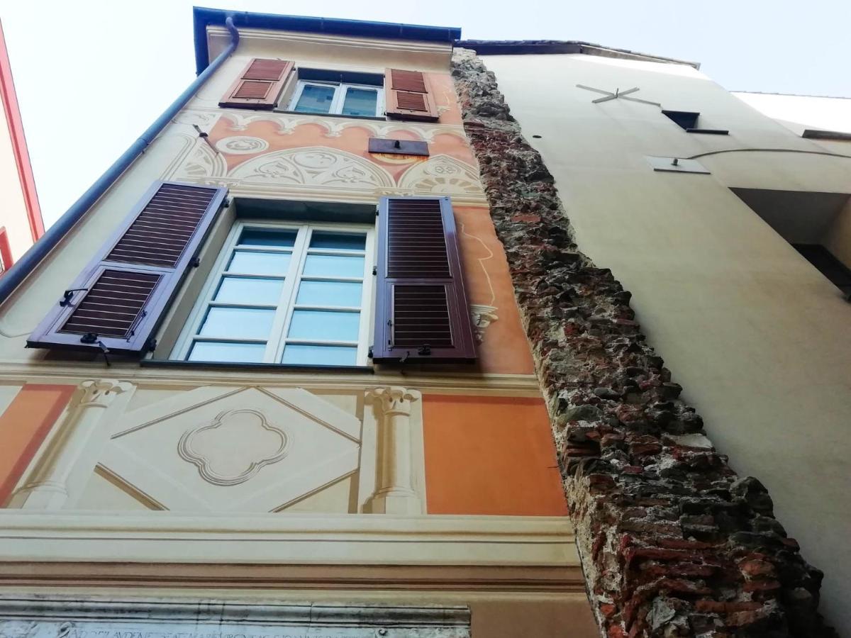 Mistrangelohome 5 - Appartamento In Pieno Centro Savona Dış mekan fotoğraf