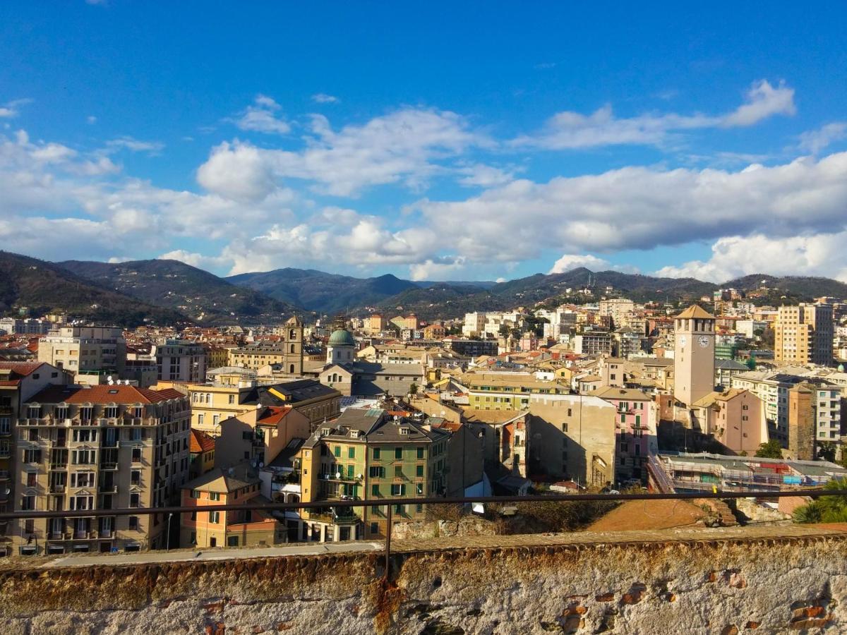 Mistrangelohome 5 - Appartamento In Pieno Centro Savona Dış mekan fotoğraf